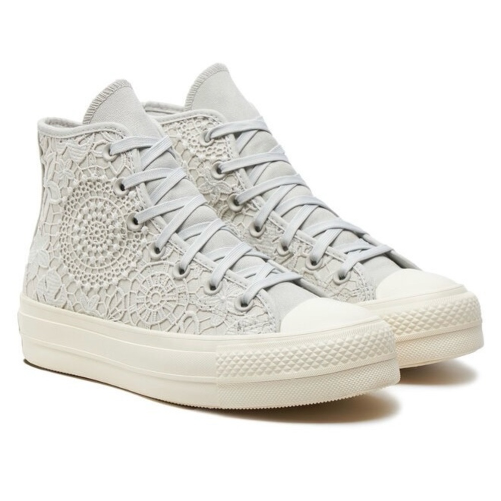 NWOT Converse Chuck Taylor All Star High Top Platform Nature Crocheted Grey